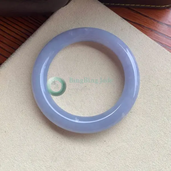 Lavender Round Bar Bangle 52mm — Violet-Blue Luminescence