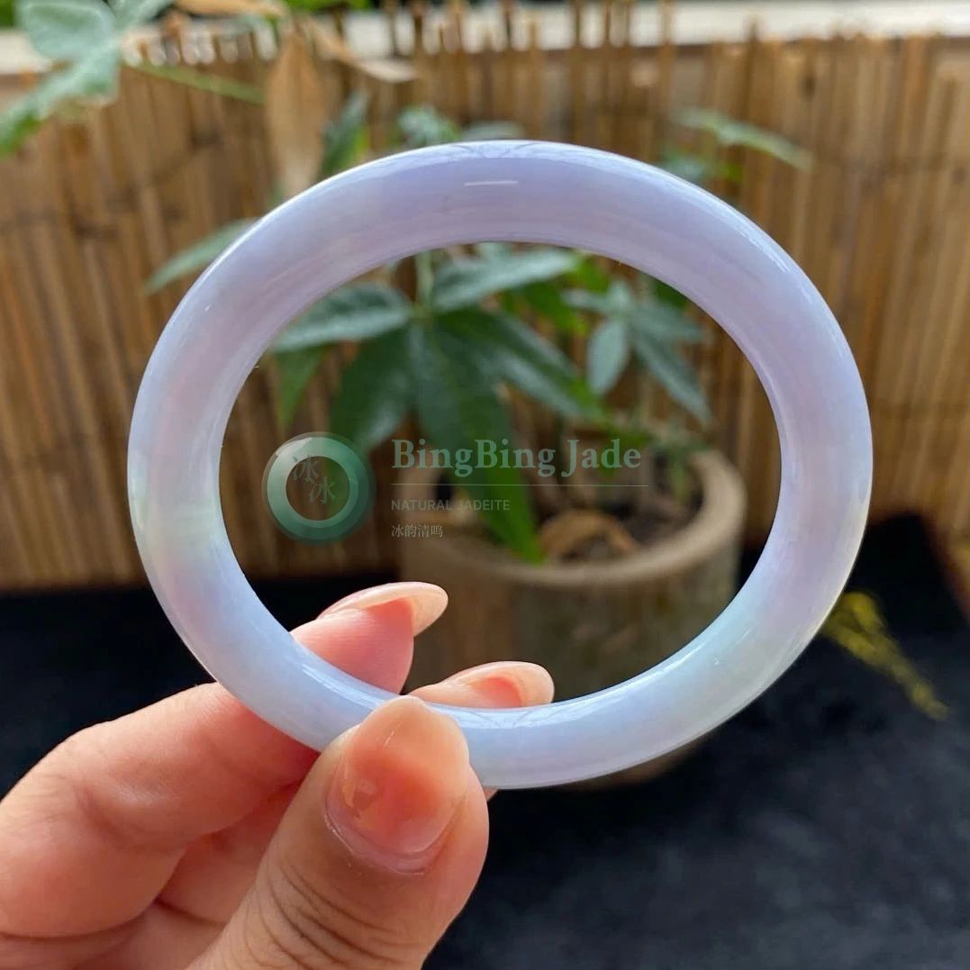 Lavender Mist Icy Round Bangle 52.6mm