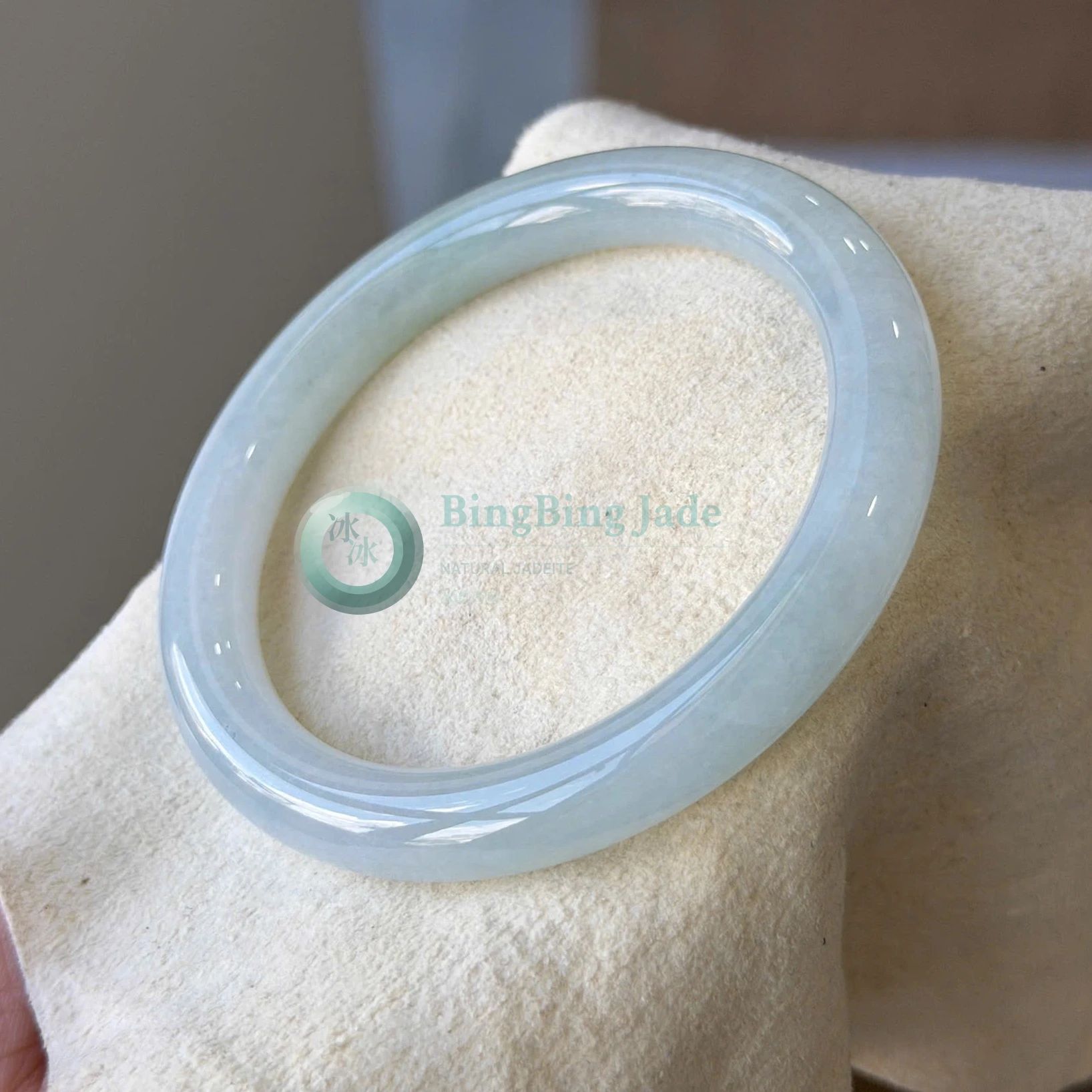 Fresh Aqua Glow Icy Glutinous Jadeite Bangle 56mm