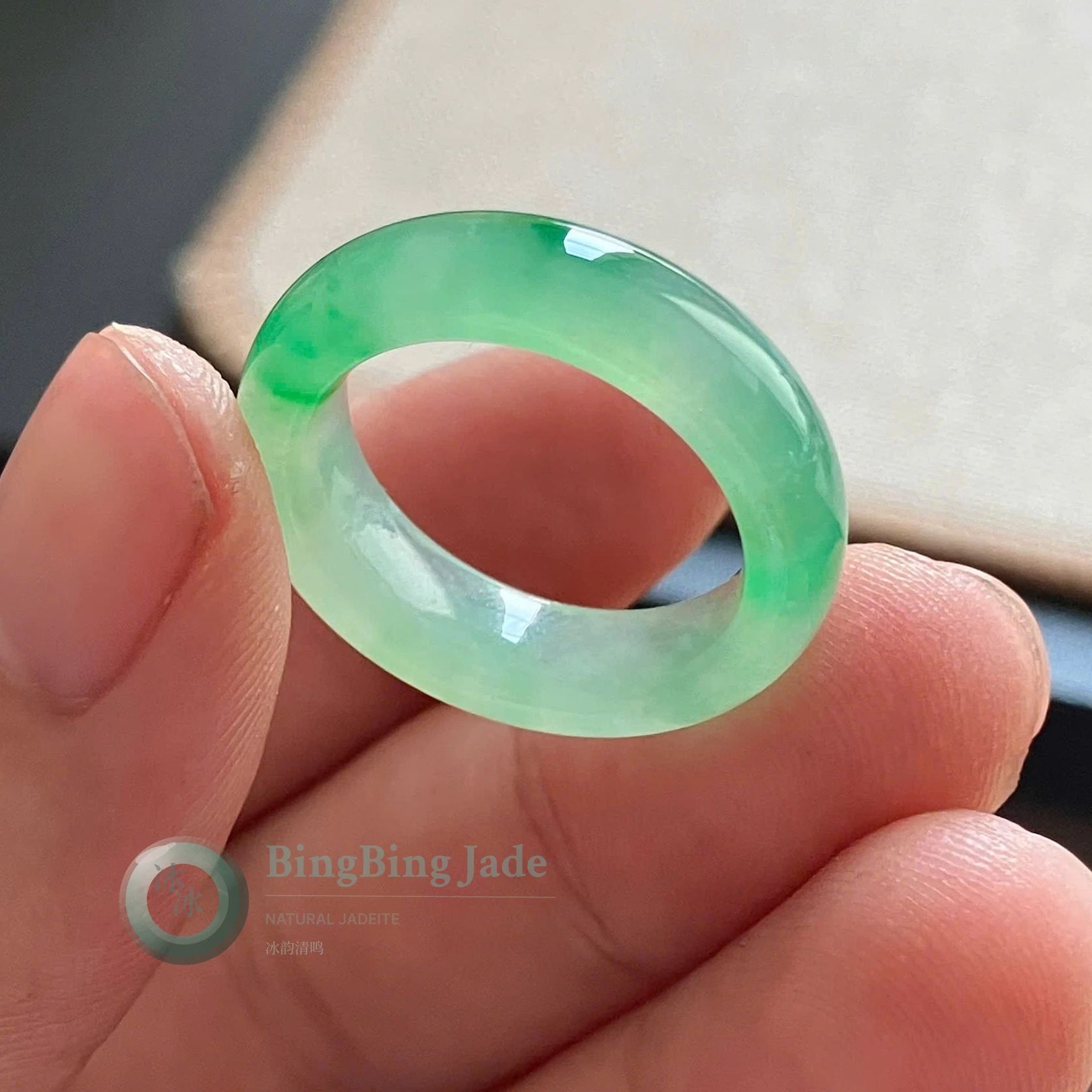 Icy Spring Green Jadeite Band with Emerald Drift