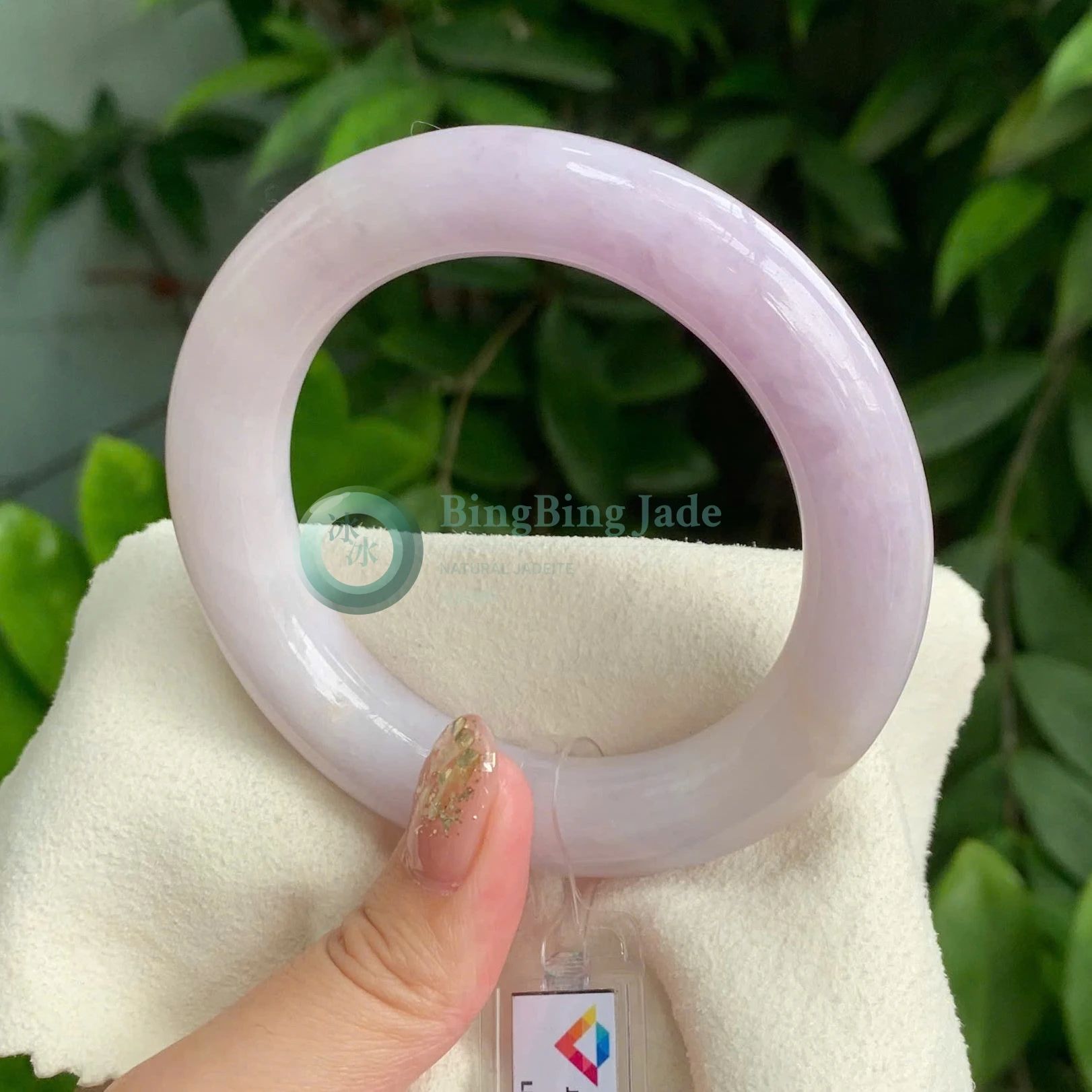 Lilac Mist Round Bangle 58mm — Soft Lavender Glow