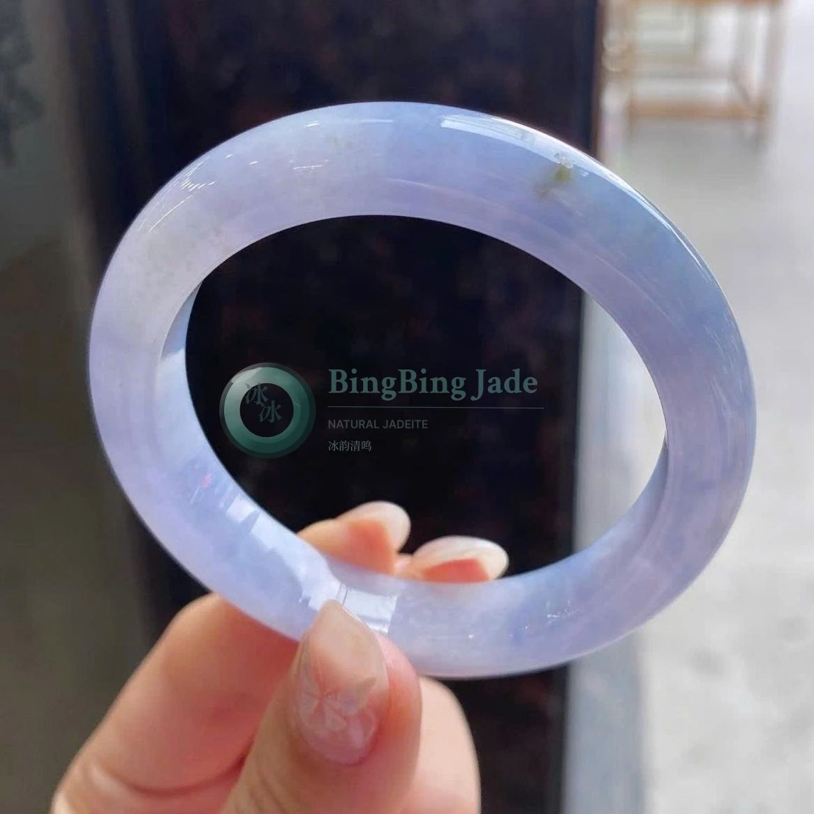 Lavender Mist Jelly Bangle — Soft Violet Translucency