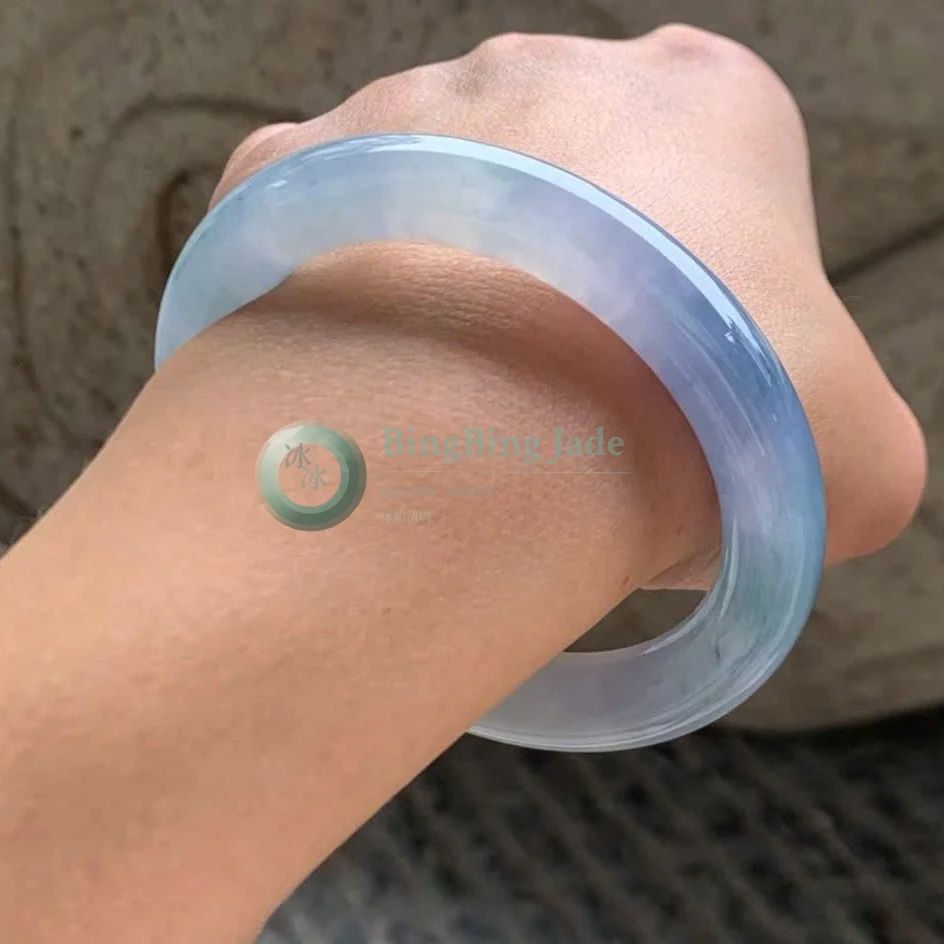 Icy Lavender-Blue Jelly Bangle 52mm — Floating Spring Haze