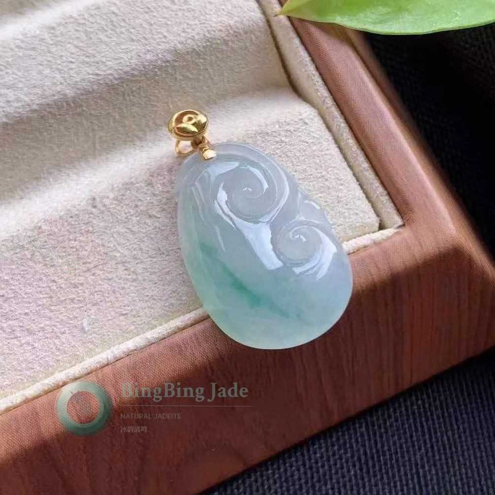 Icy Glacier Ruyi Pendant with Seafoam Drift