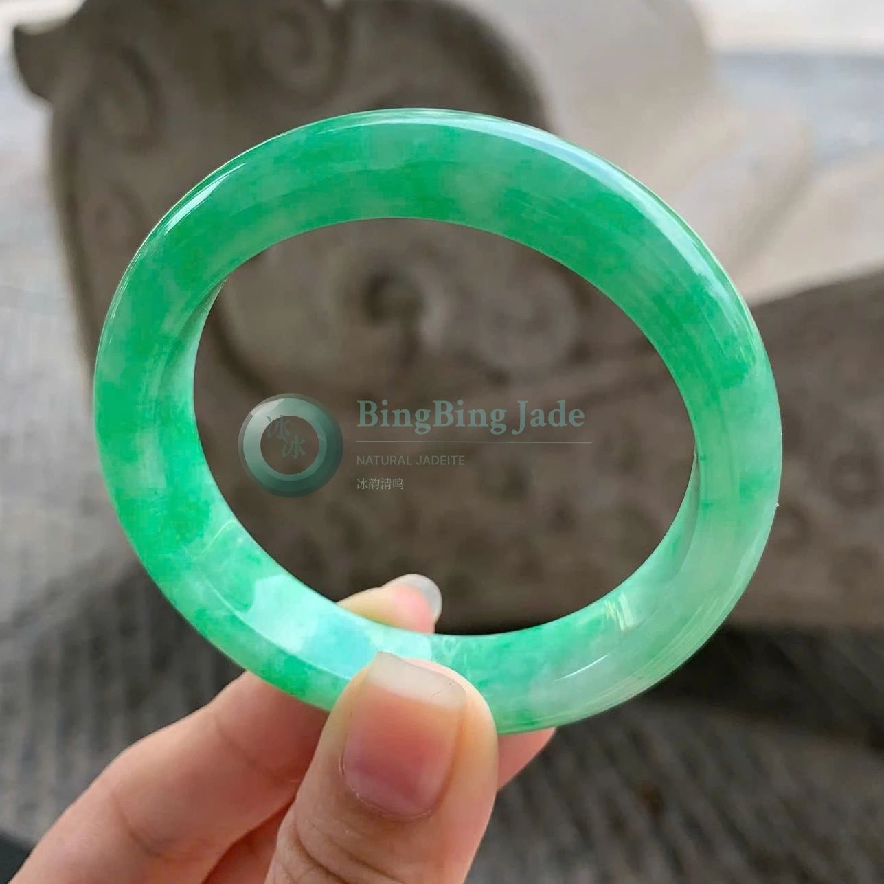 Lush Emerald Floating Green Jadeite Bangle 50mm