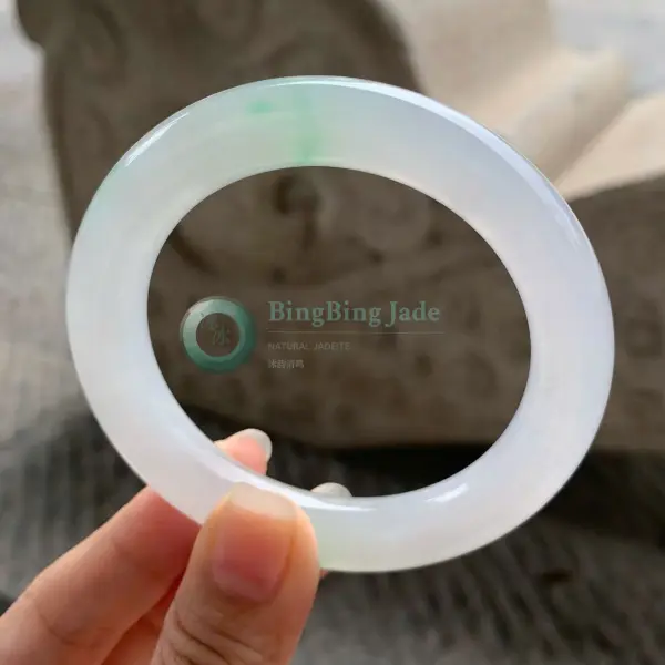 White Jelly Bangle with Floating Green Kiss 53mm