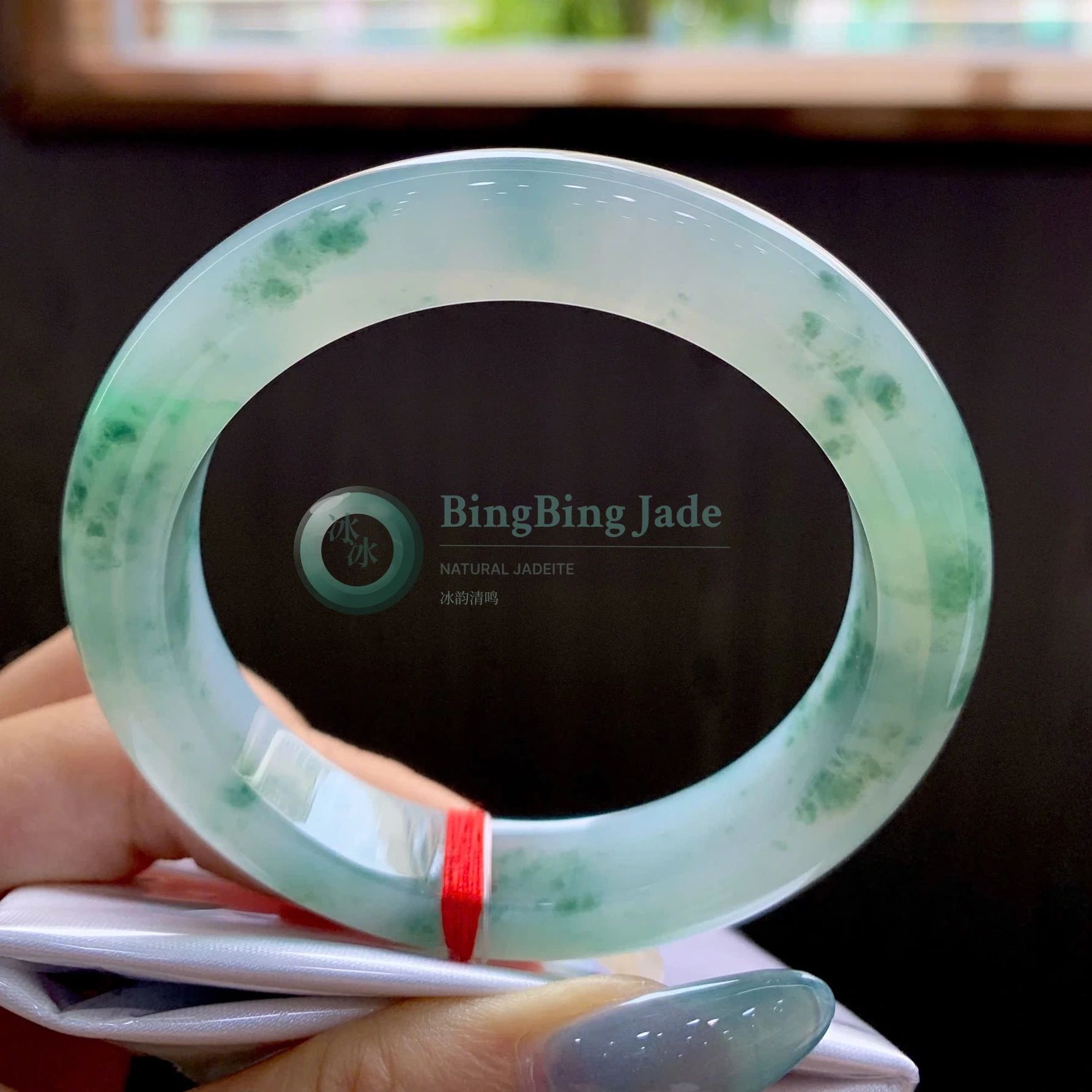 Icy Pale Mint with Scattered Emerald Bloom Bangle 52mm