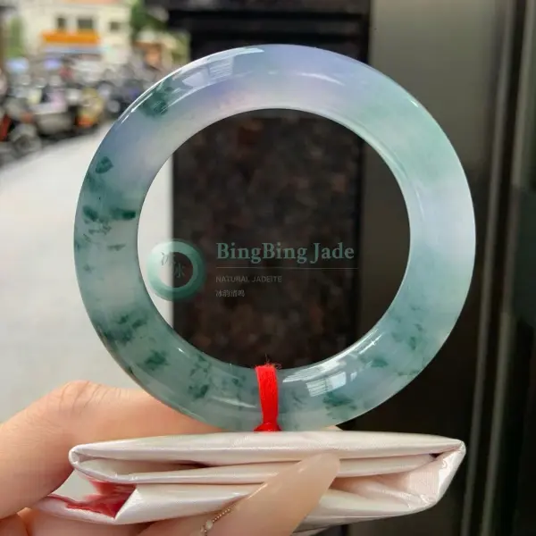 Icy Jelly-Gloss Bangle with Floating Emerald Blooms — 55.6mm
