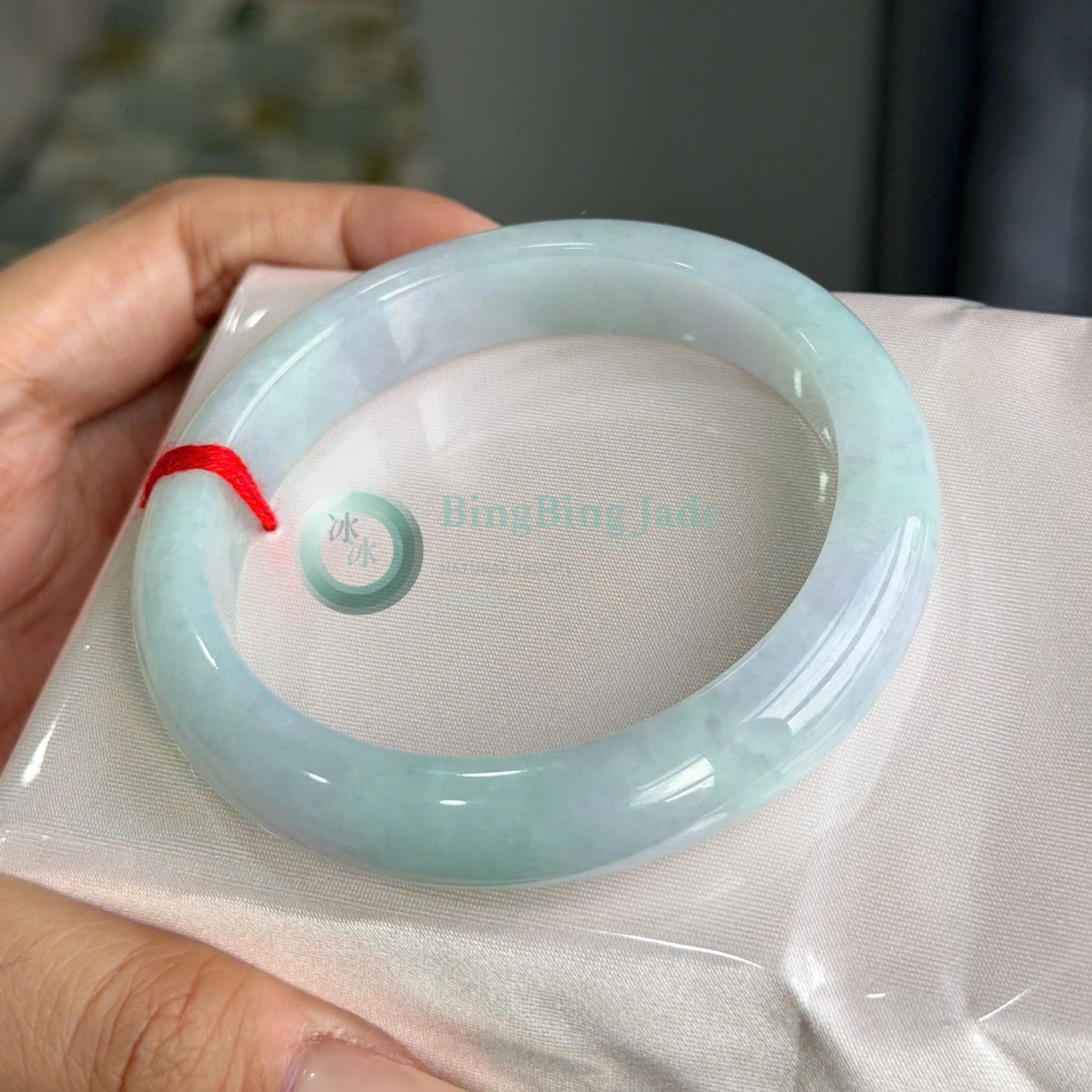 Dreamy Lavender-Blue Mist Round Bangle 56.5mm