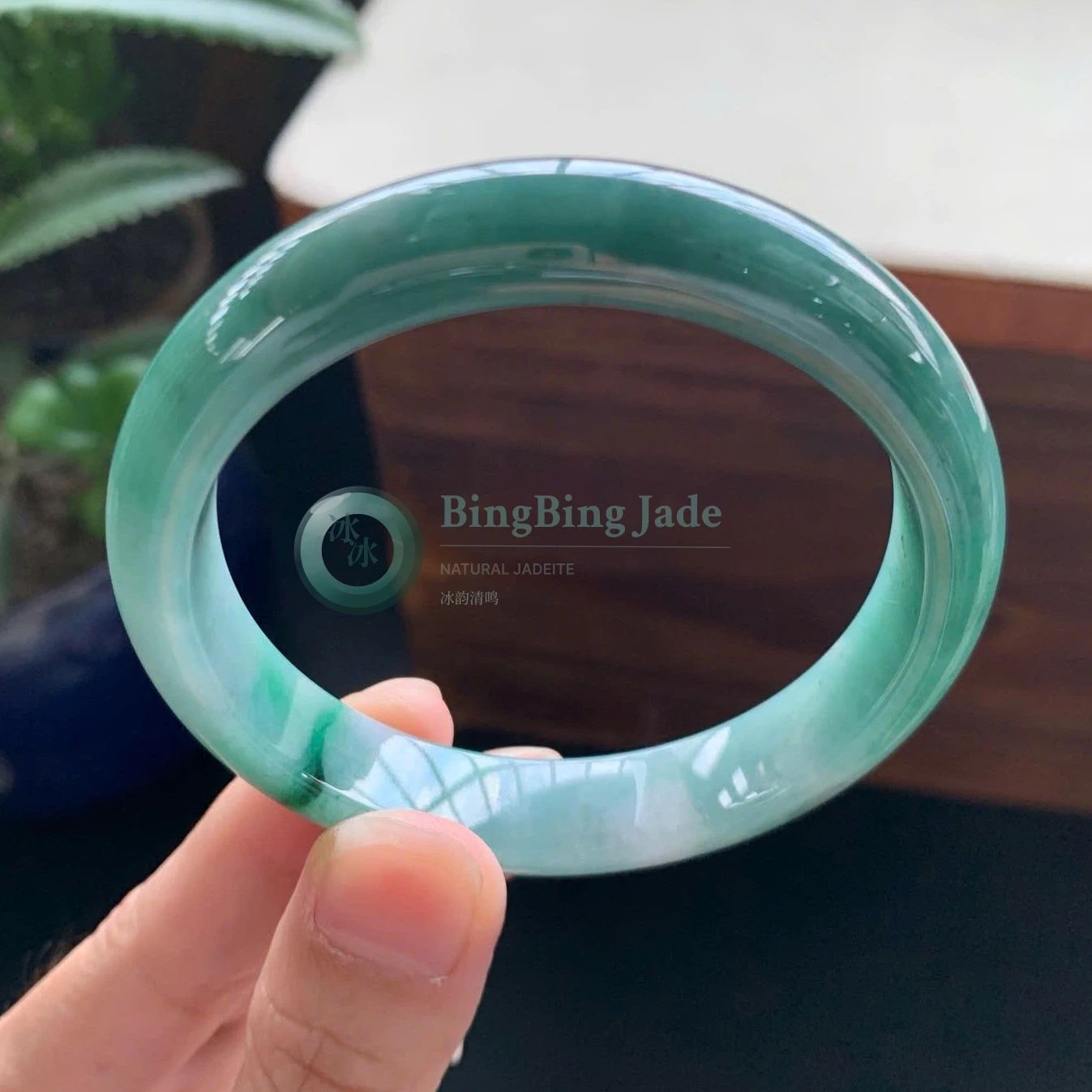 Teal Seafoam with Vivid Emerald Veins Bangle 55mm
