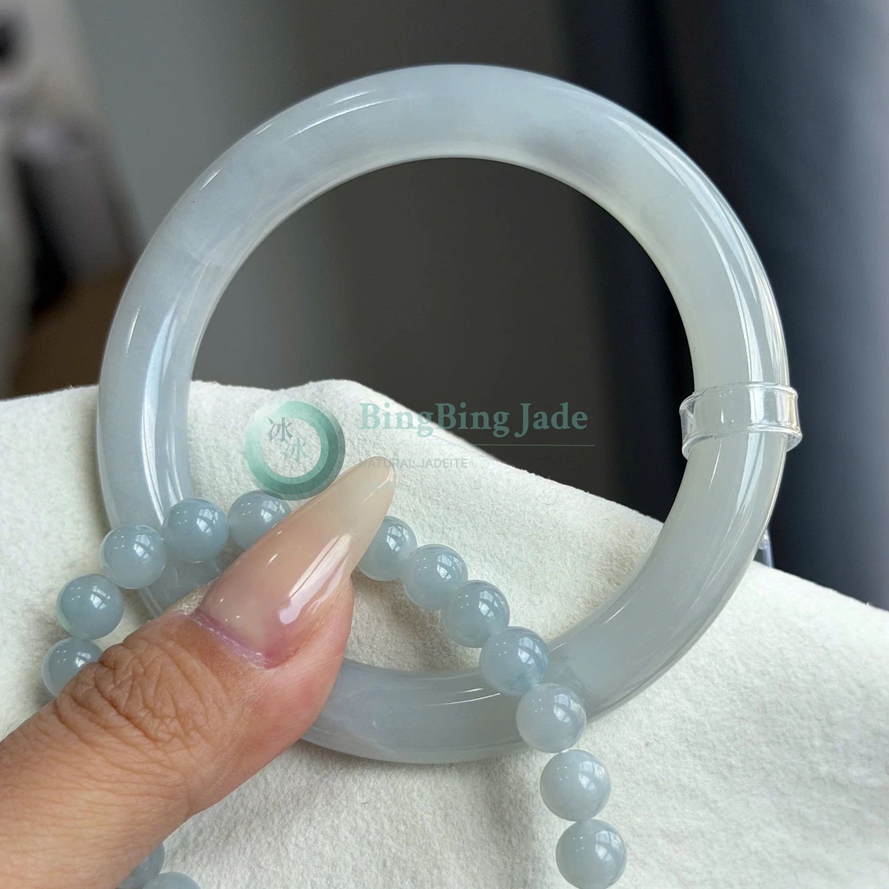 Faint Lavender-Blue Jelly Bangle 56mm