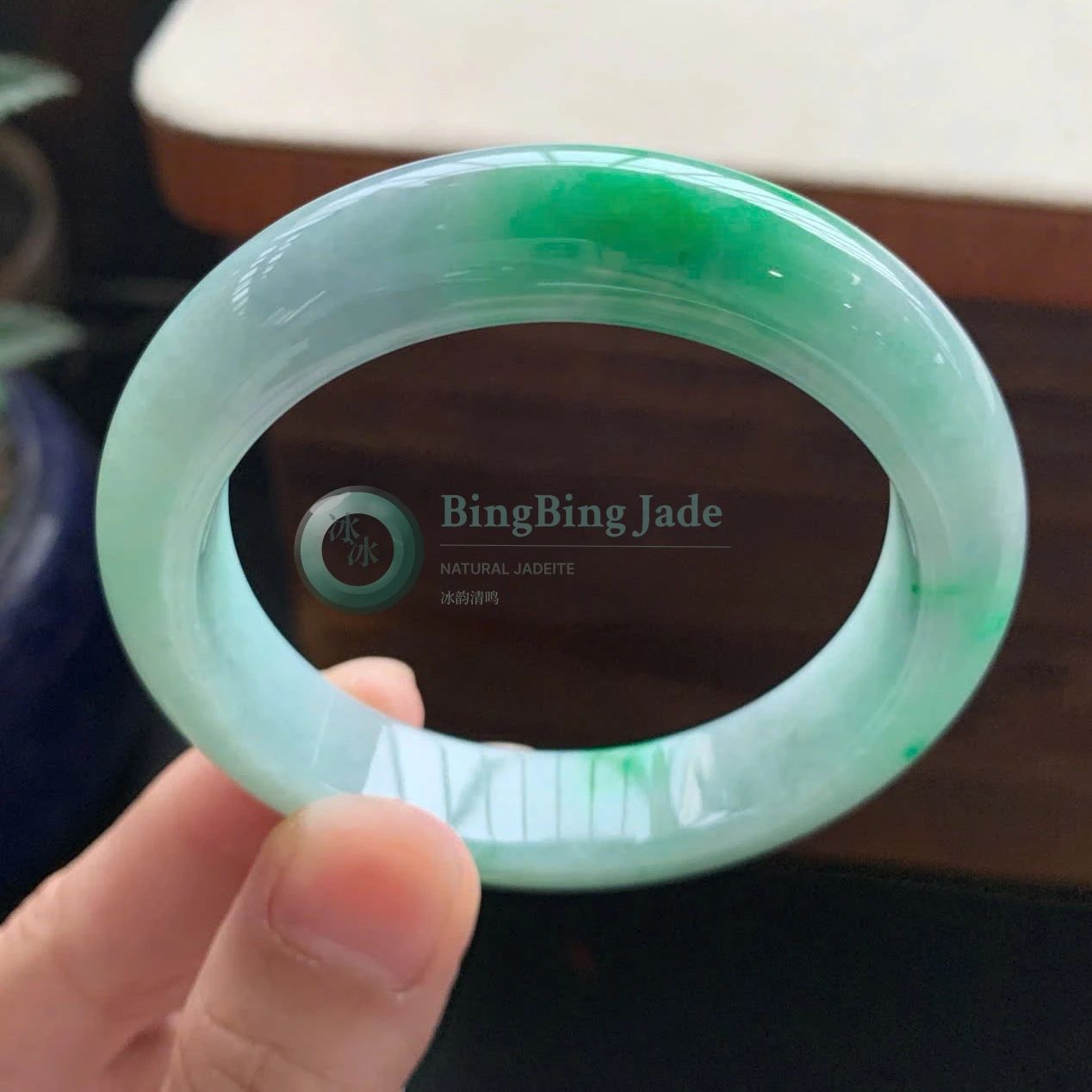Celadon with Vivid Emerald Bloom Bangle 50.6mm