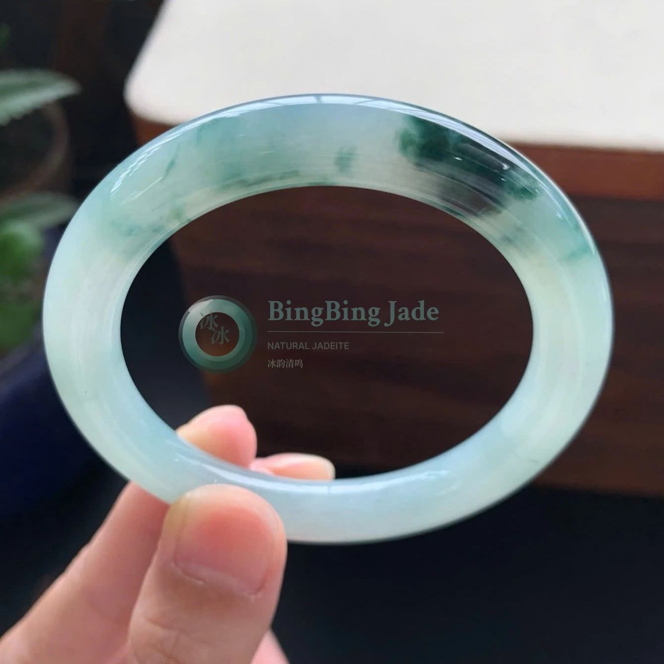 Icy Blue Floating Emerald Bloom Bangle 53mm