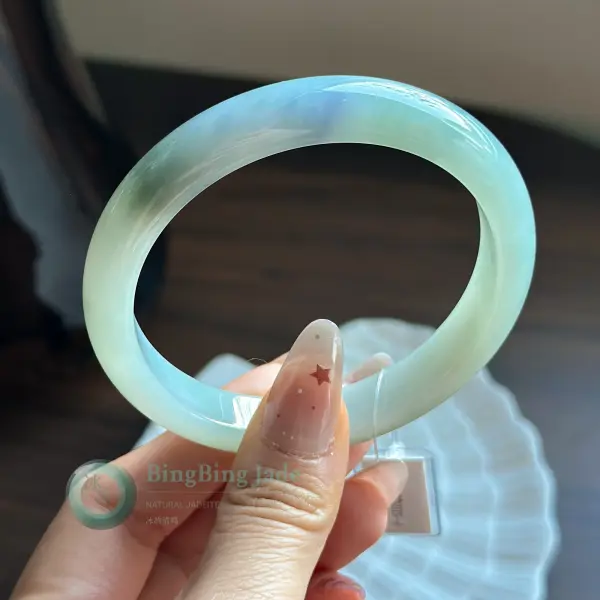 Icy Glutinous White Celadon Glow with Jade Veining Bangle 60.6mm