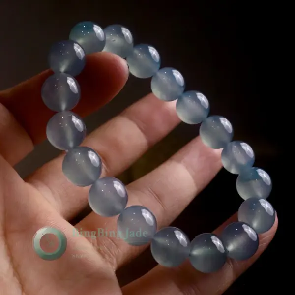 High Icy Glacial Blue Sky Floating Jelly Bracelet 10mm