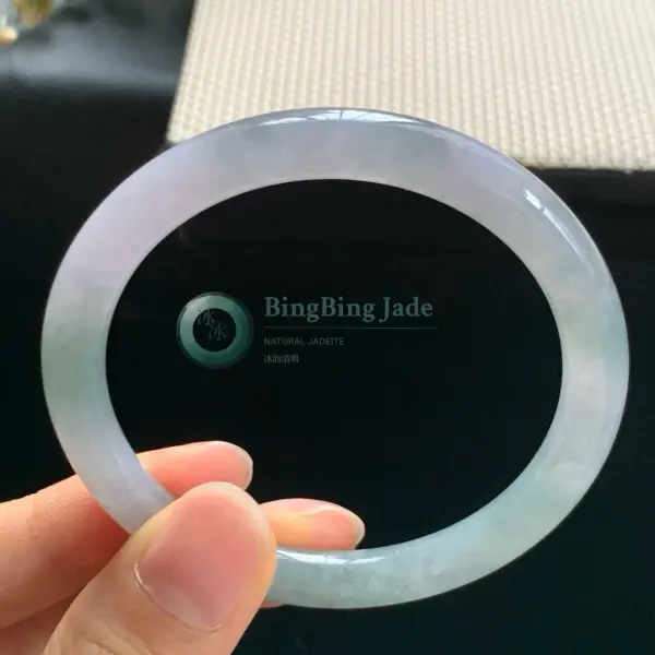 Pale Moonlight Icy Glutinous Bangle 50.8mm — Cool Water Translucency