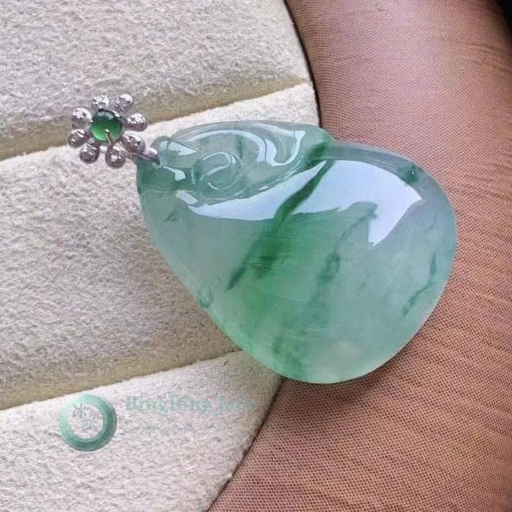 Icy Floating Emerald Moneybag Pendant — Green Marbled Veils