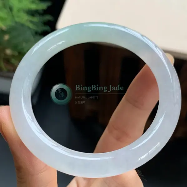 Icy Moonlit Stillness — Round-Bar Jadeite Bangle 51.8mm