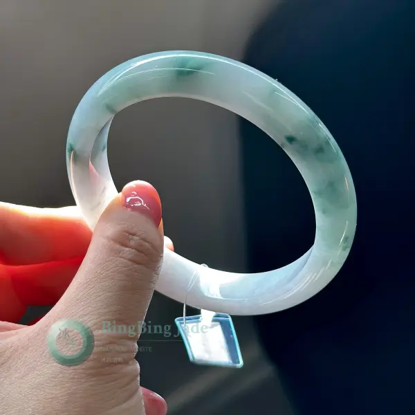 Faint Lavender-Blue Monet Bangle with Drifting Emerald Blooms 60.7mm