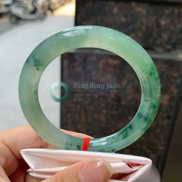 Icy Floating Emerald Marbled Bangle 56mm