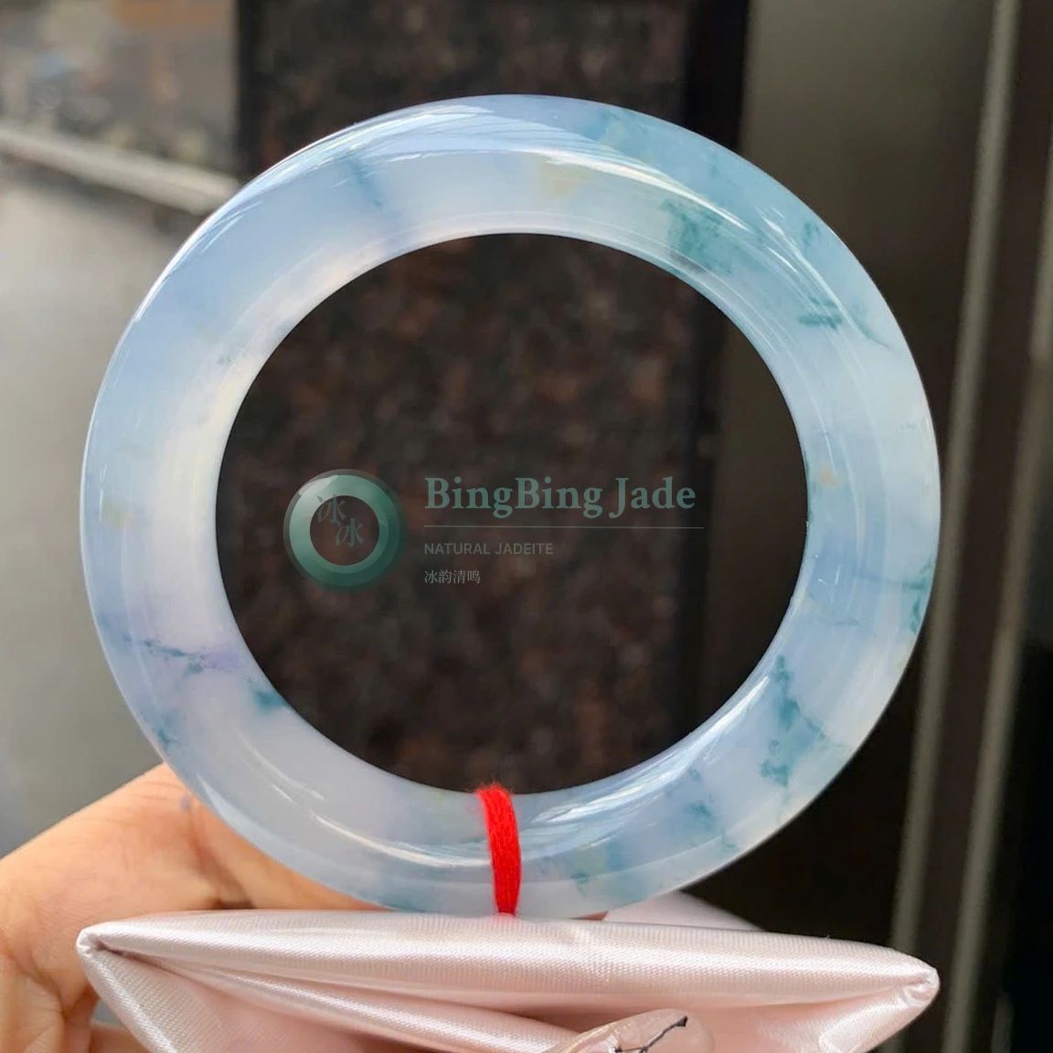 Icy Blue Marbled Jadeite Round Bangle 56mm