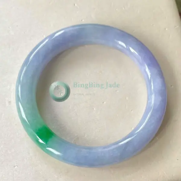 Blue-Violet Spring Blossom with Emerald Kiss Bangle 50mm