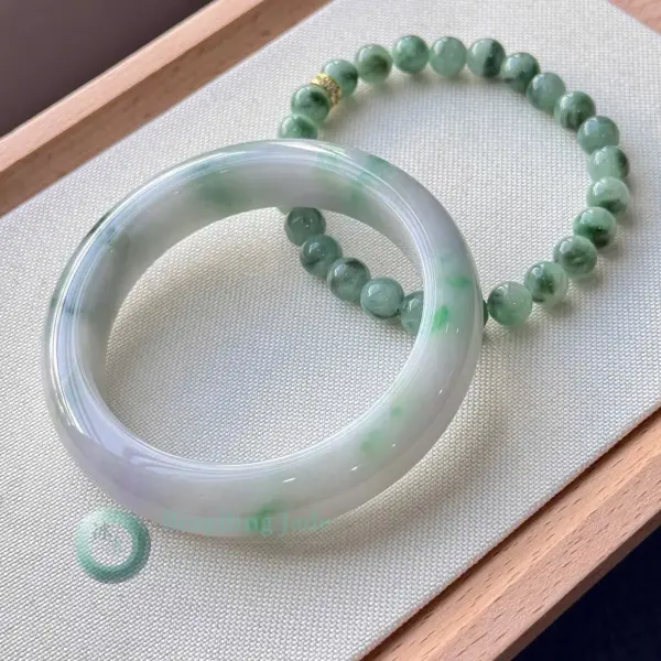 Moonlight Undertone Jadeite Bangle 52mm — Tam Tài with Moss and Soft Violet Drift