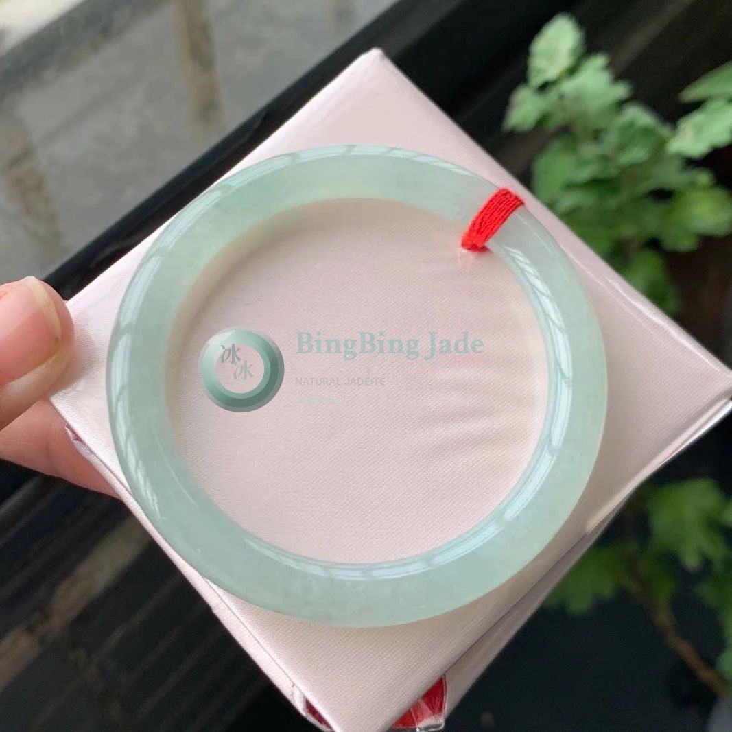 Icy Blue-Green Jelly Bangle 53.6mm — Quiet Glacial Clarity