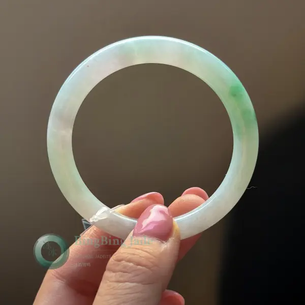 Near-Glacial Translucency with Floating Spring Green — Round Bangle 52mm