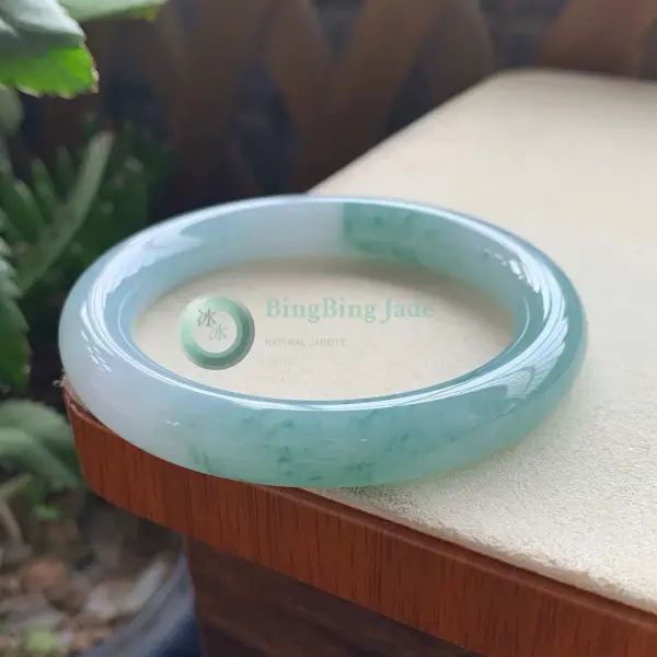 Icy Glutinous Blue with Floating Flower Blossom Bangle 56mm