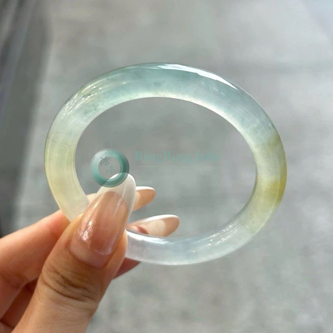 Icy Golden Dawn Round Bangle 50mm