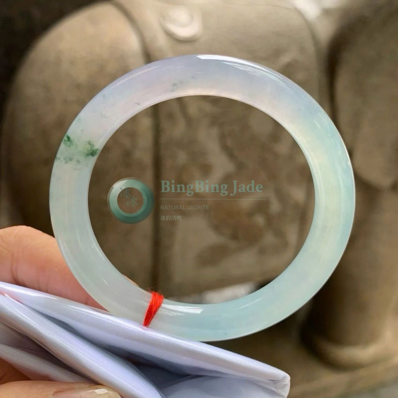 Icy Tri-Color Bangle with Floating Emerald Bloom 51mm