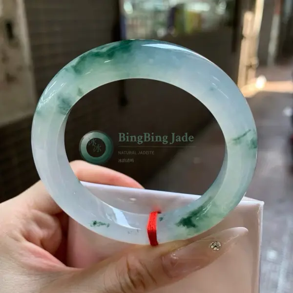 Icy Floating Emerald Blossom Bangle 51mm