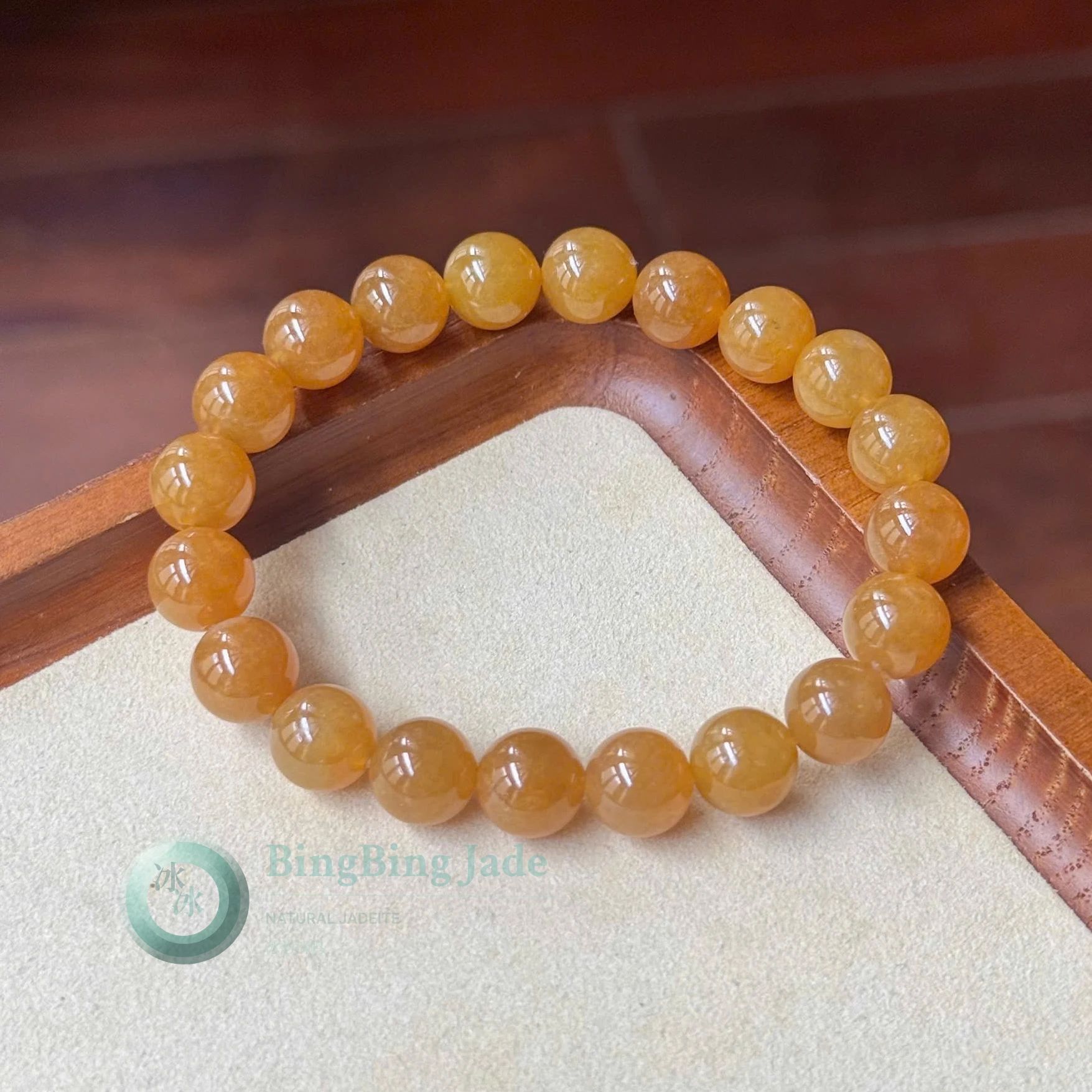 Rare Honey Glutinous Glow Jadeite Bracelet 10mm