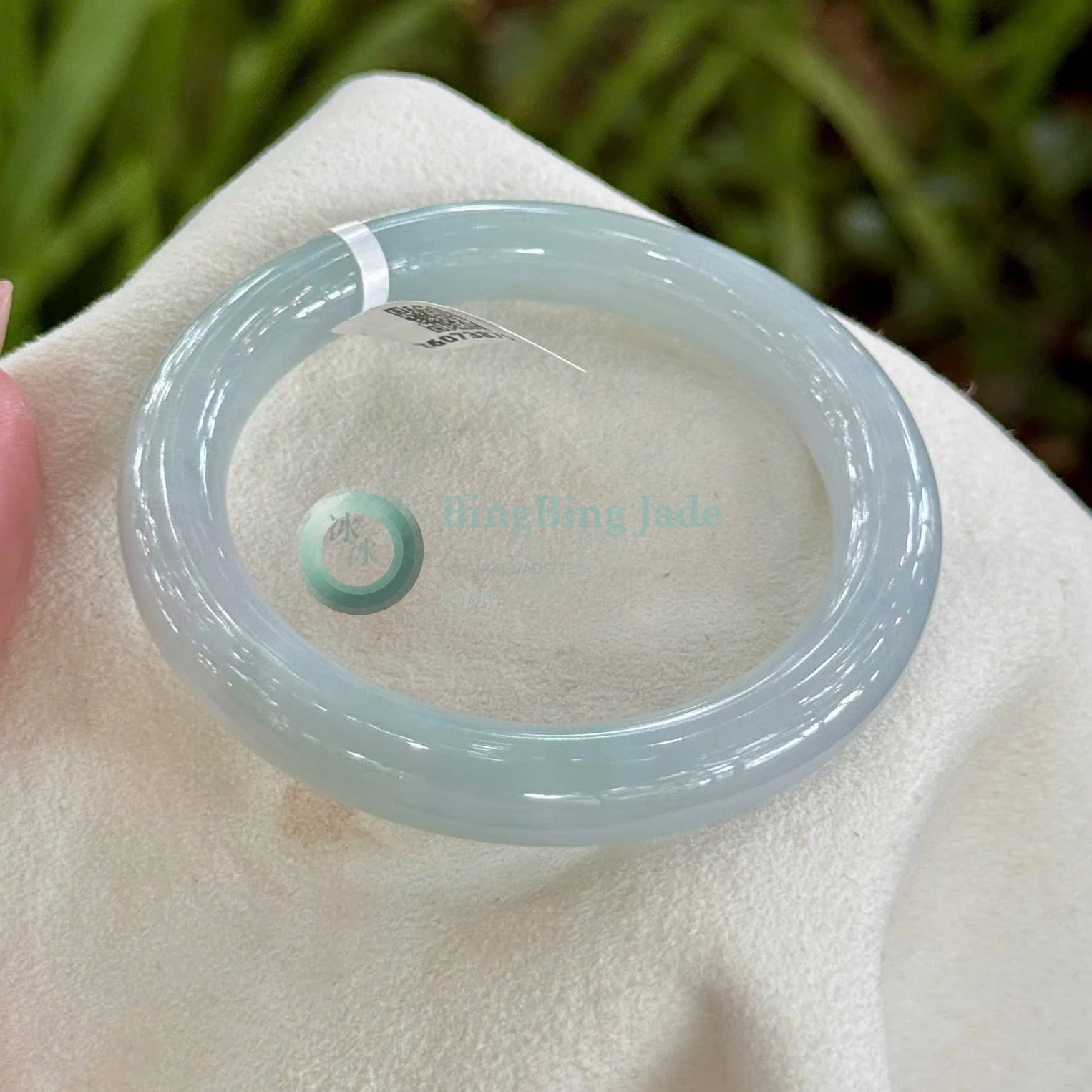 Icy Glutinous Jelly Aqua Glow Round Bangle 54mm