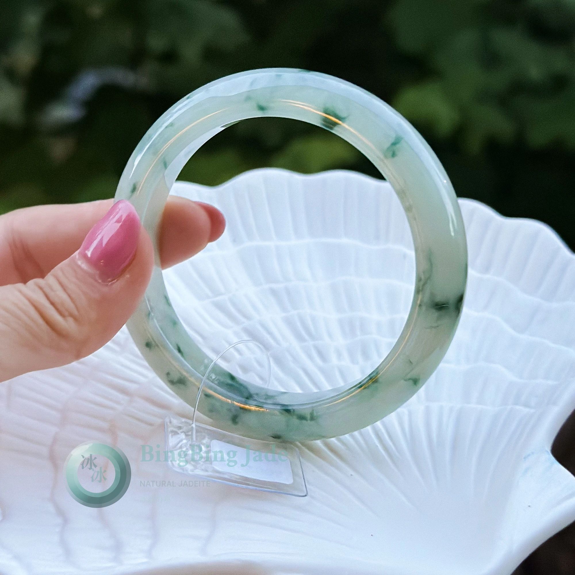 Icy Glutinous Floating Emerald Moss Bangle 54.7mm