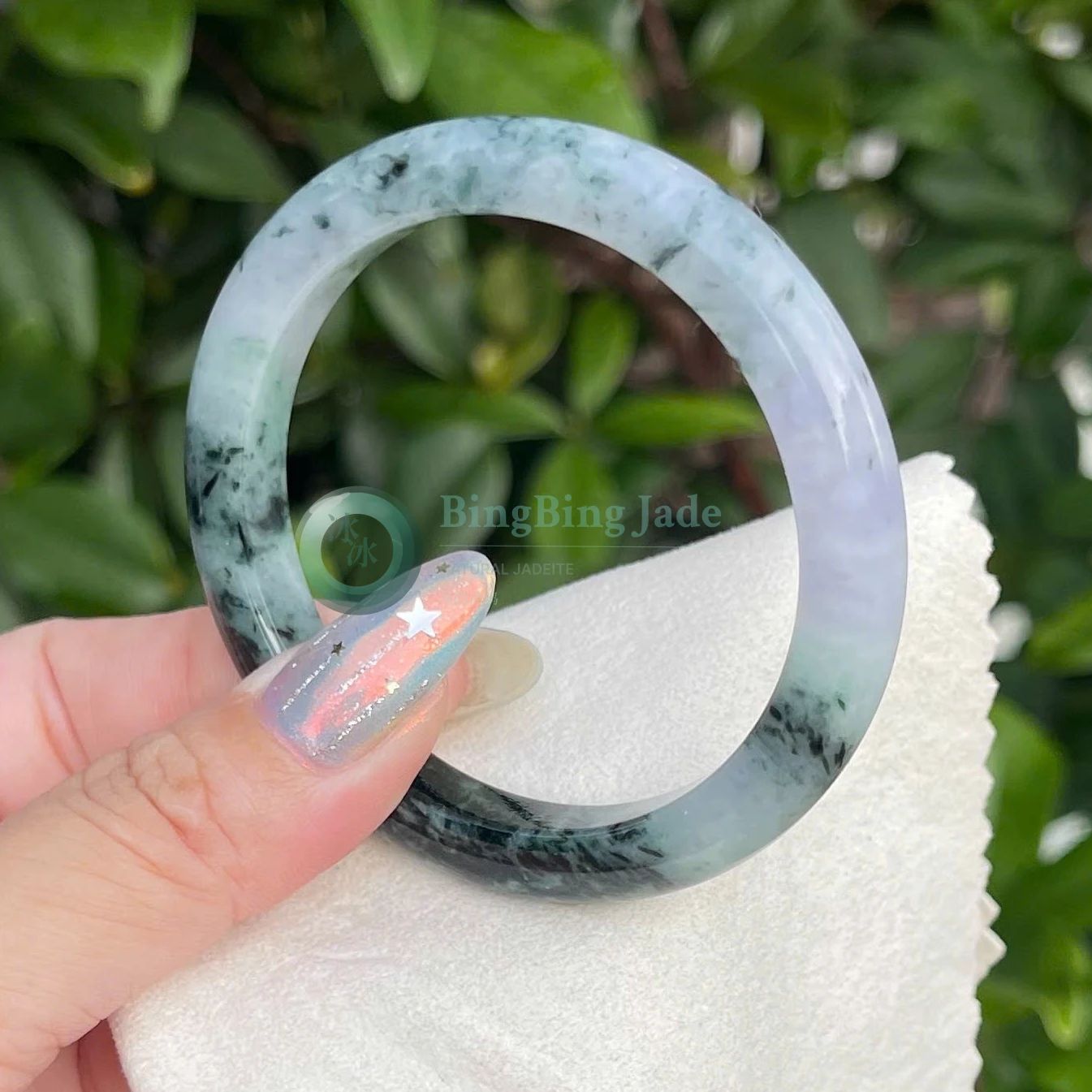 Floating Moss & Moonlight Undertone Glutinous Bangle 52.7mm