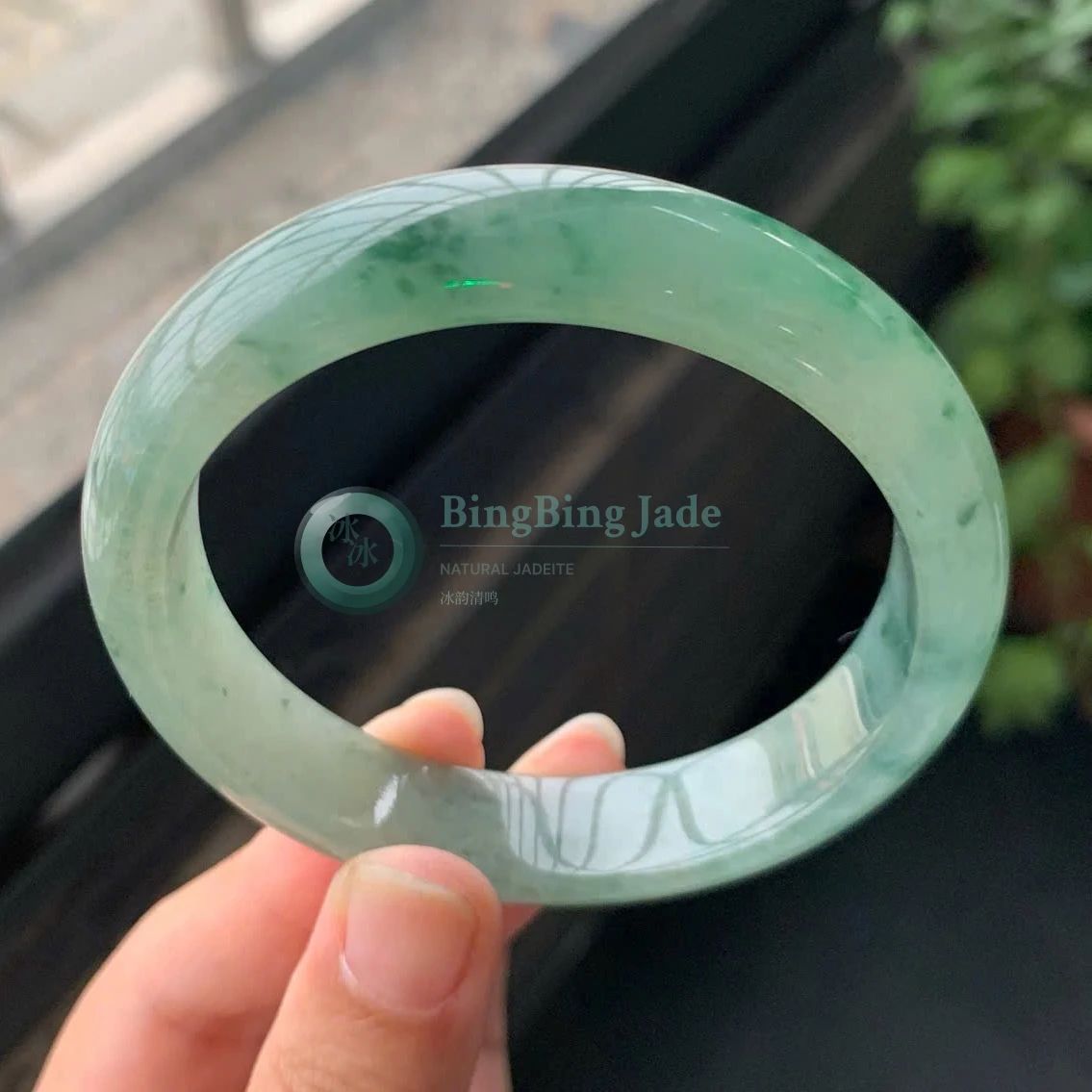 Icy Glutinous Spring Mist with Floating Emerald Touches — Bangle 54mm