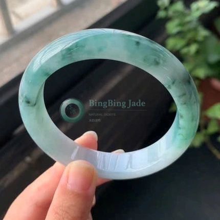 Floating Emerald Cloud Jadeite Bangle 58.5mm
