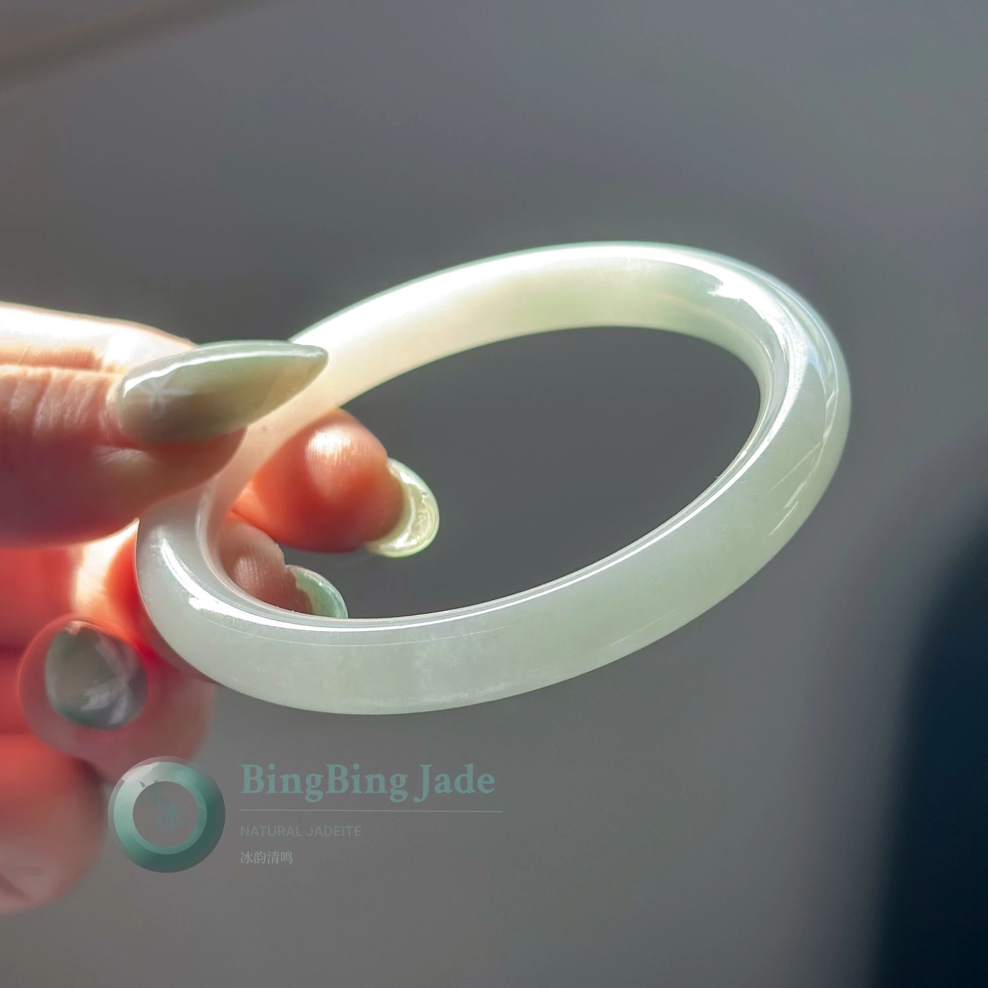 Soft Aqua Jelly Bangle 53mm — Quiet Luminescence in Still Water