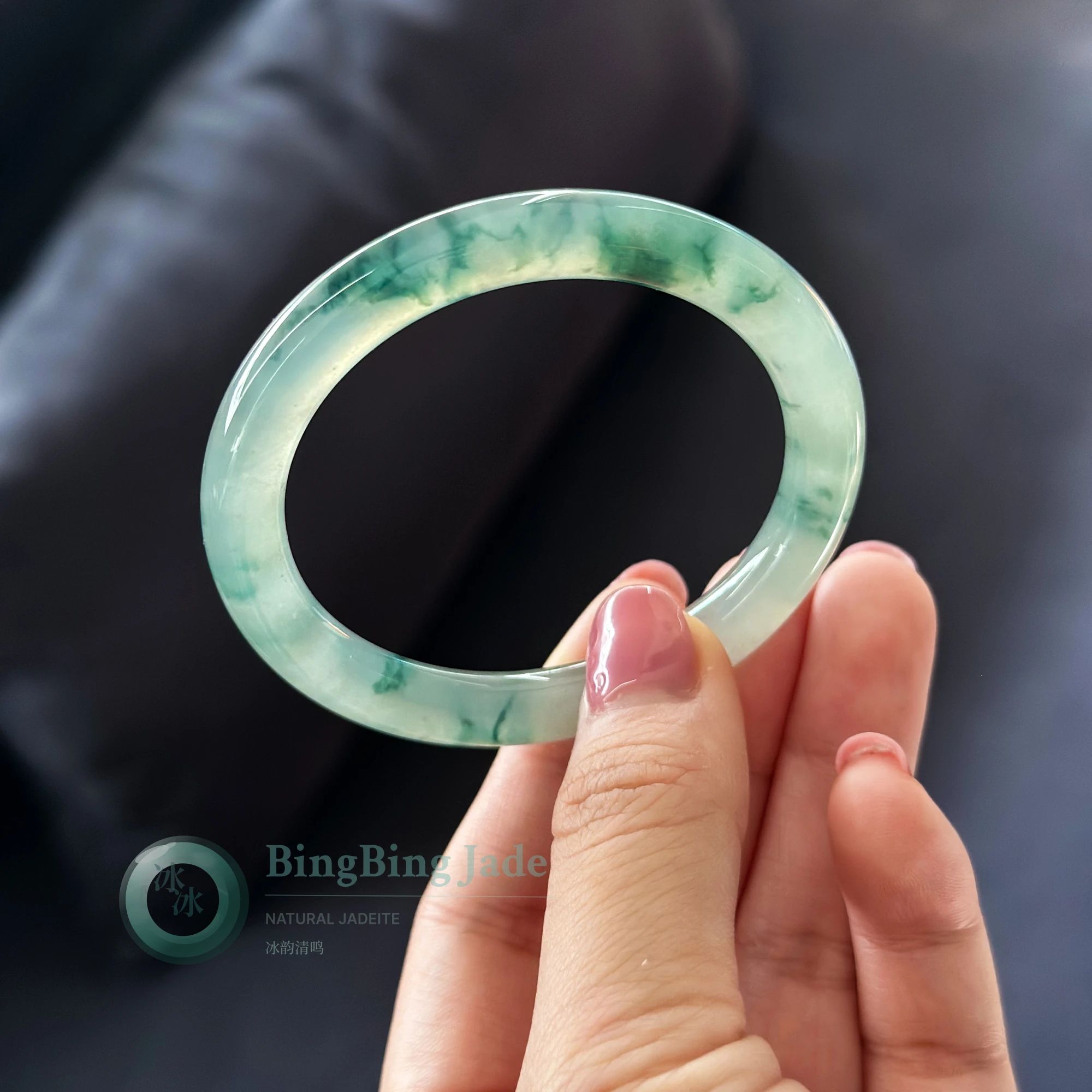 Icy Floating Emerald Blossom Bangle 50.7mm