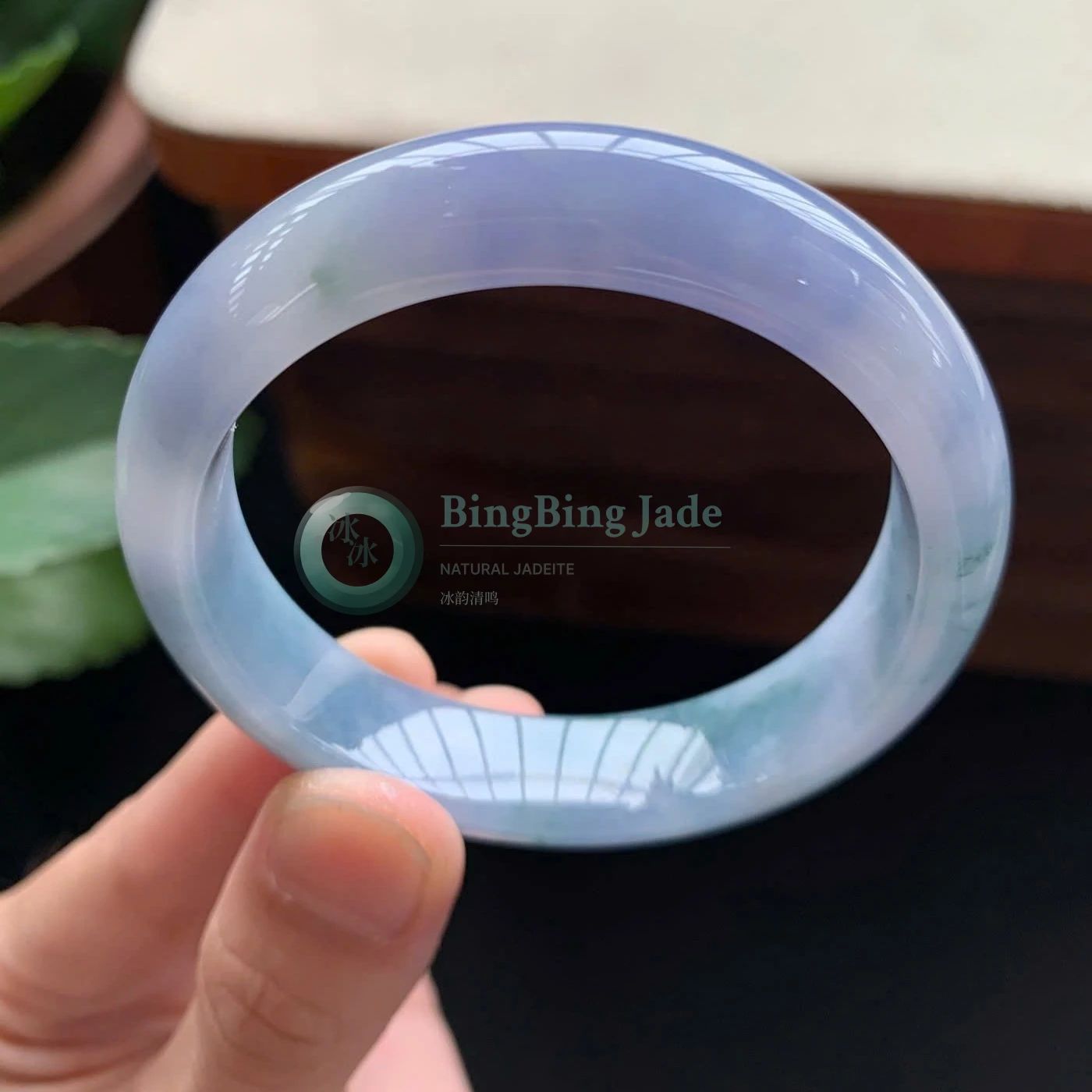 Lavender Monet Bangle 51.9mm — Soft Bloom in Glacial Jelly