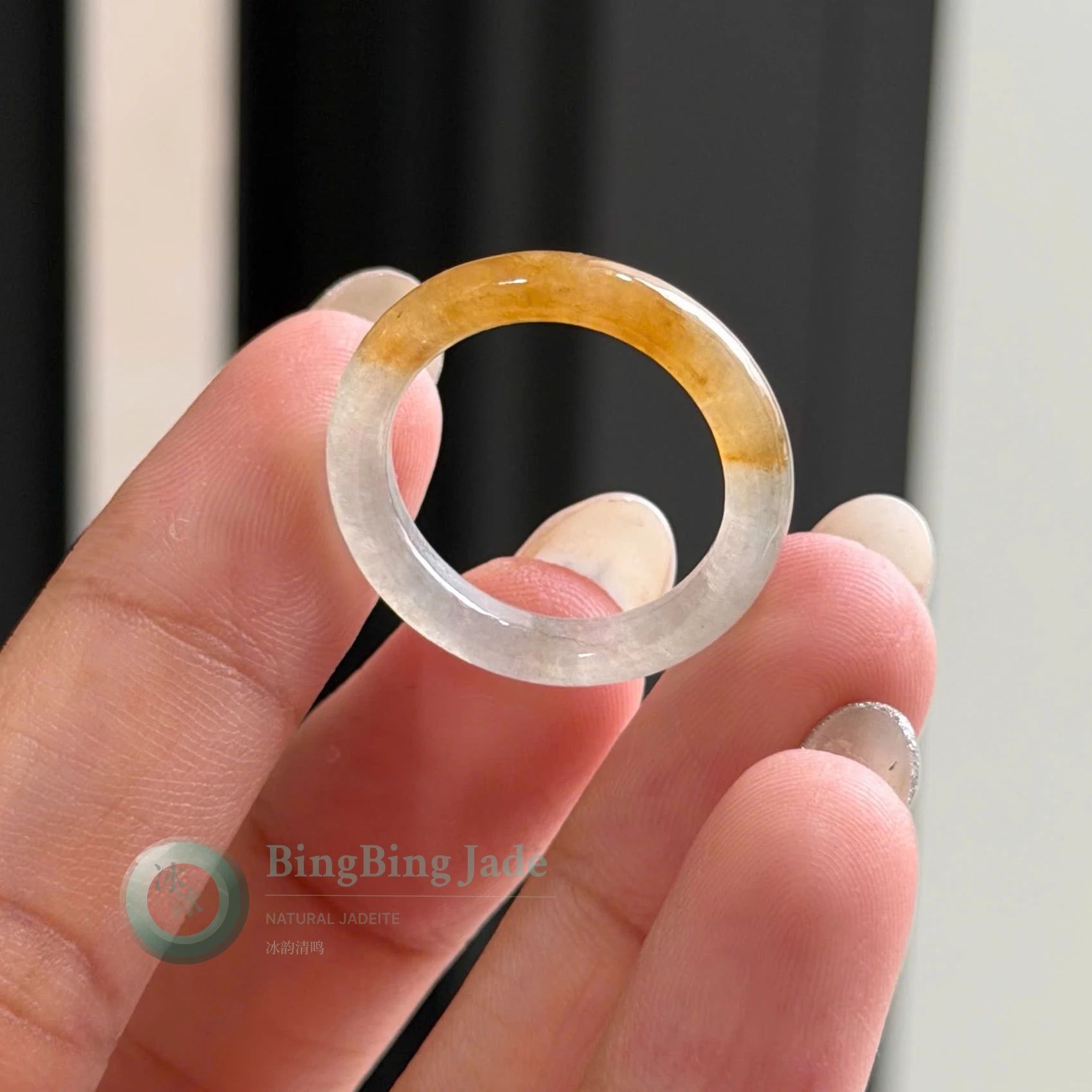 Icy Honey-Kissed Jadeite Ring 18mm